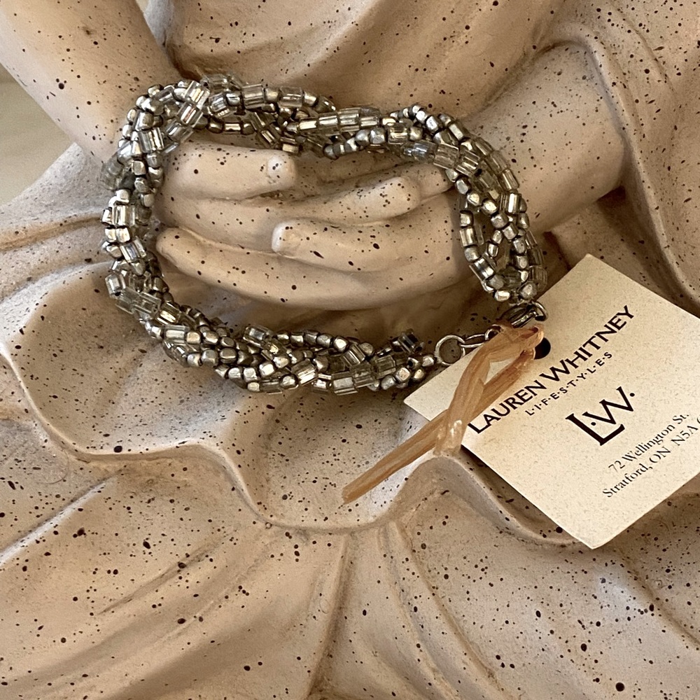🎉HP🎉 Braided bead bracelet